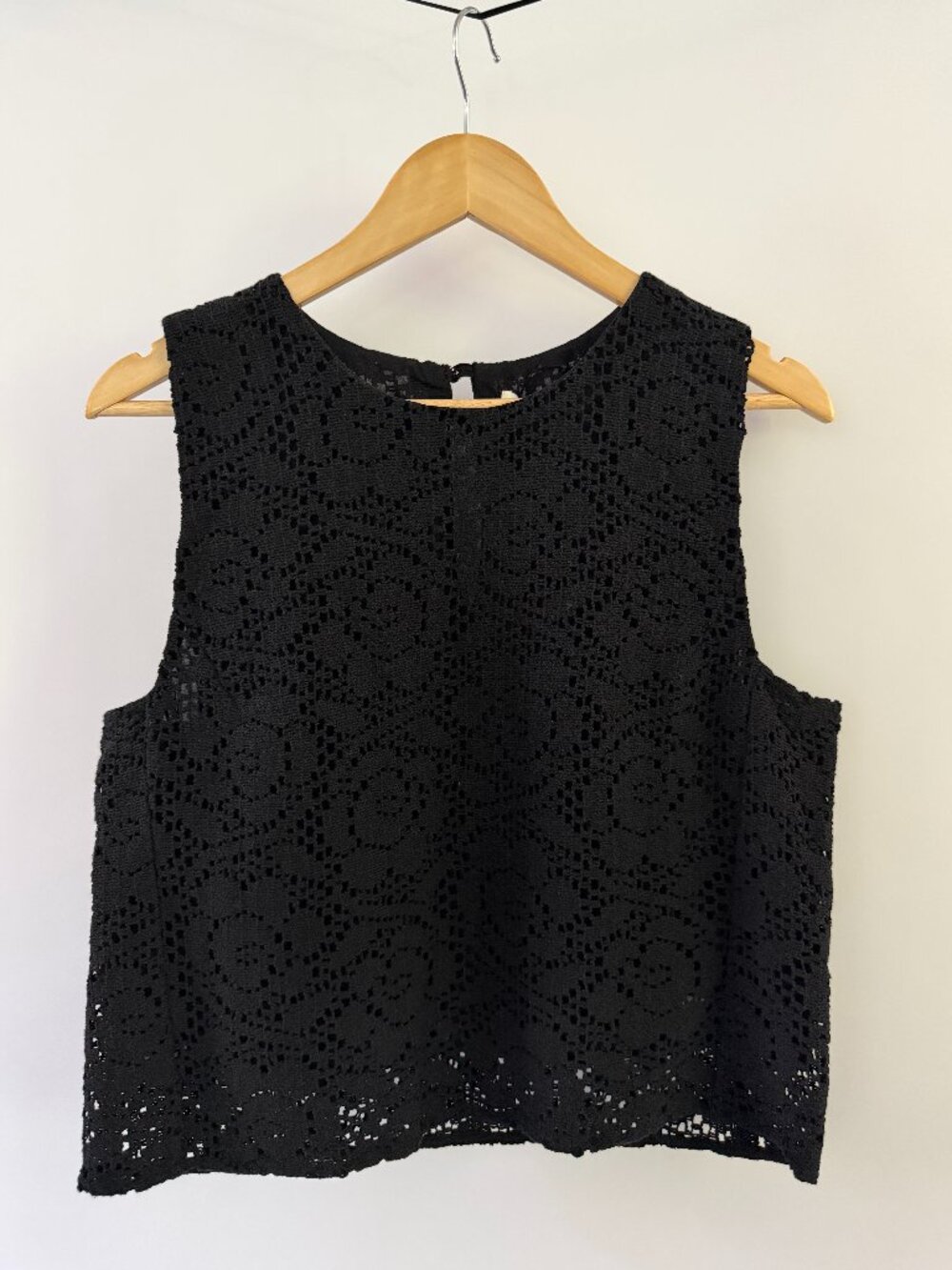 Nation Ltd. Black Eyelet Tank Black Lace, Sheri New With Tags Size Large